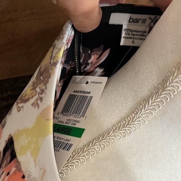 NWT BarIII floral dress Size Large - Picture 2 of 3